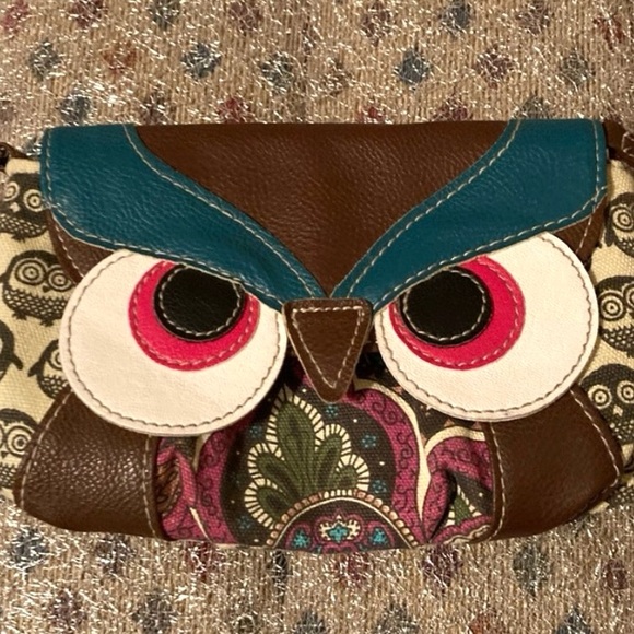 Owl Wristlet. Darling - Picture 6 of 6